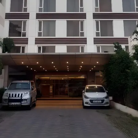 Zibe Coimbatore by GRT Hotels Отели рядом с достопримечательностью «Водопад Kovai Kutralam»