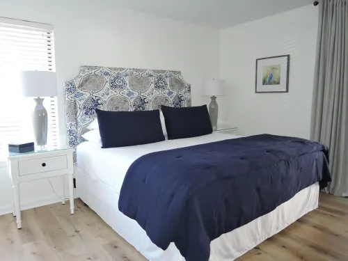 STEPS from the beach Remodeled Kitchen & Master Bath!