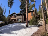 The Lodge at Spruce Hill - Mountain views, hot tub, just south of Breckenridge!