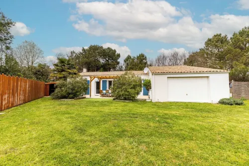 House 3 minutes walk from the beach