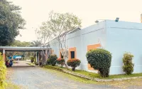 Hotel Satui Adygraha Hotels near Aniska Kosmetik Pusat Grosir+62812-5850-9854