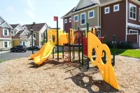 4 BR 4 BA 빌라 1804피트 디즈니 5분 바비큐