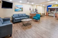 Days Inn and Suites by Wyndham Greeley