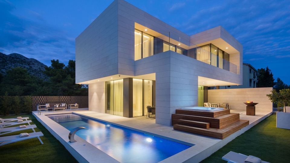 5-Star Villa Calma II with Heated Pool & Jacuzzi Oasis
