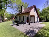 Cozy Holiday Home with Garden Near Zwolle Hotels in Dalfsen
