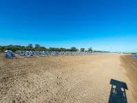 Villa in Albarella with Private Pool & Beach -  case vacanza in affitto