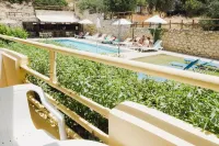 Zafiria - Pools