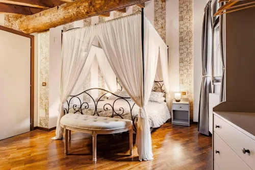 Design Villa with Parking Navigli Milan Sleeps5 - Holiday bungalows