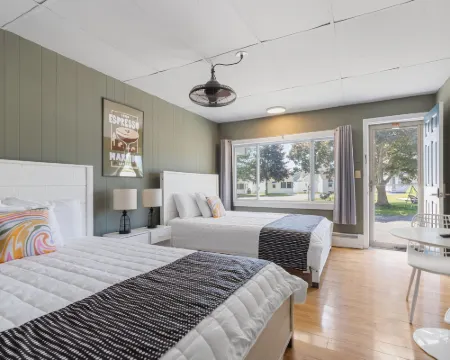 The Beaches Guest Rooms and Cottages Hotels in Wells