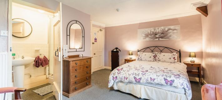 Yallands Farmhouse Hotels in Taunton