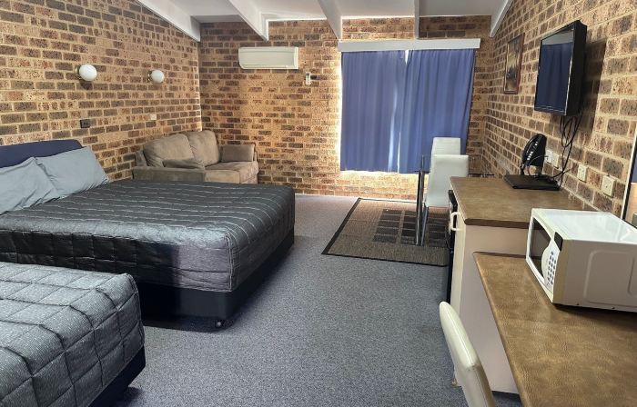 Clock Tower Motor Inn