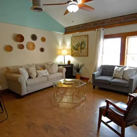 "Downtown Urban Loft Apartment"