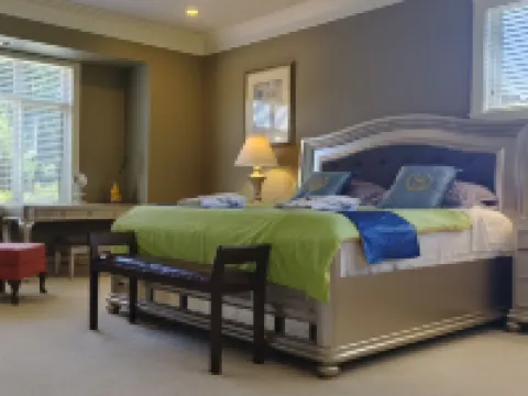 Sunny Island by White Rock B&B Hotels in Surrey