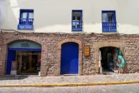 Muru Suites Near Plaza de Armas Cusco by Wynwood House - Holiday Apartments