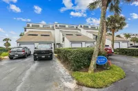 Oceanfront Luxe 3BR in St Augustine Beach