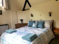 Beachborough Park Hotels near Port Lympne Safari Park