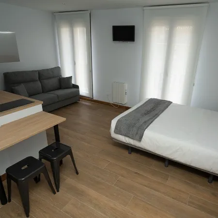 Apartamentos Puerta de Occidente