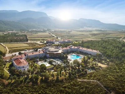 Richmond Pamukkale Thermal Hoteles cerca de Karahayit Aglayan Kaya