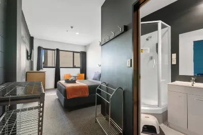 Rock Solid Backpackers Rotorua Hotellit kohteessa Fenton Park
