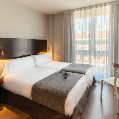 SM Hotel Sant Antoni โรงแรมใกล้สถานีมอนูเมนตัล