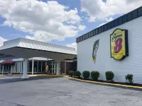 Super 8 by Wyndham Riverside Al Hotels in St. Clair County