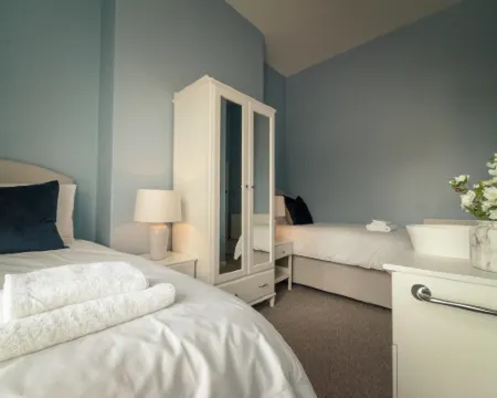 アナベルズ ゲストハウス バースのホテル