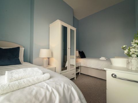 アナベルズ ゲストハウス