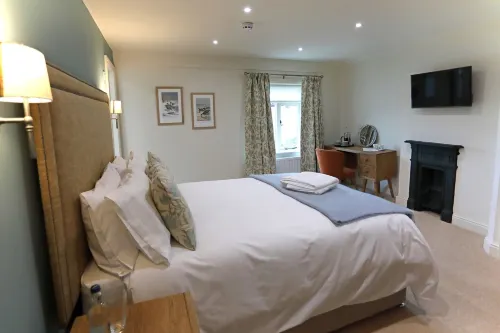 The Rising Sun Hotels in Broadland