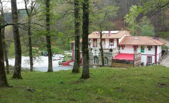 Lizarrusti Parketxea - Hostel - Housity