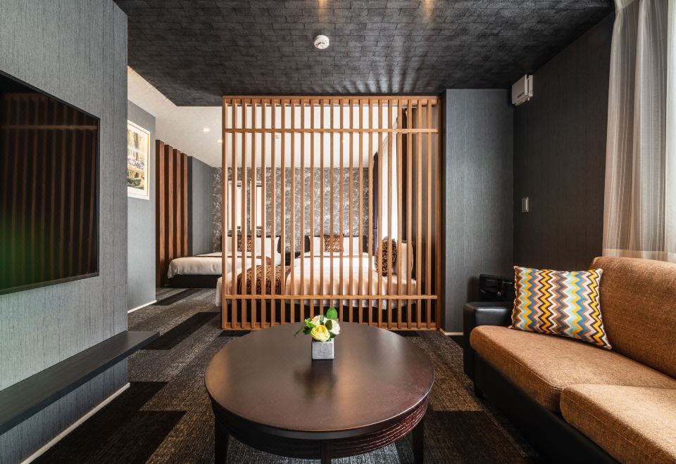 그랜드 베이스 모지코 에키마에 로비