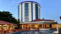 Pegasus Hotel by the Waterfront - Pools