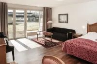 Hotel Marina Hotels in Grena