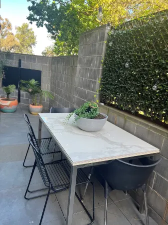 Centrepoint Units Heidelberg Отели рядом с достопримечательностью «Парк Элтем Лоуэр»