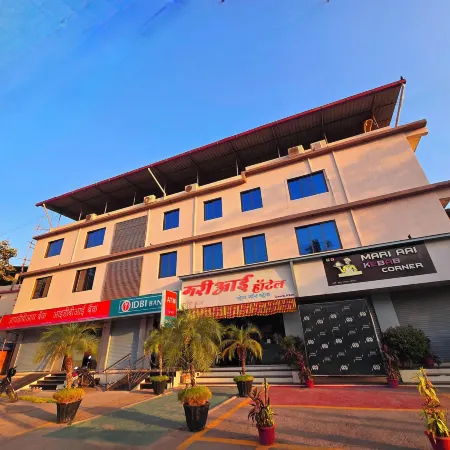 Hotel Mari Aai Residency