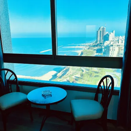 Carmel Hotel Holiday Apartments