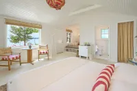 Silver Sands Motel & Beach Bungalows Hotels in Southold