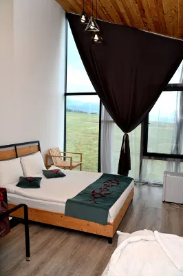 Kaghni Hotels in 
