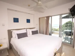 71 Hastings Street - Beachfront