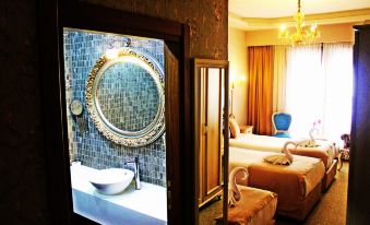 Vendome Hotel