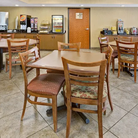 Days Inn by Wyndham Cheyenne