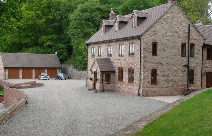The Motor House