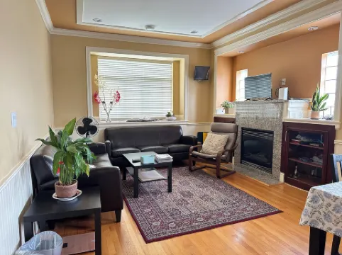 Vancouver Metrotown Modern Guest House