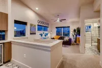 Elegant Townhome Near Old Town, Breweries and River! Hotels in Fort Collins