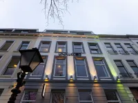 Hotel Emma Next Hotels near Maritime Museum