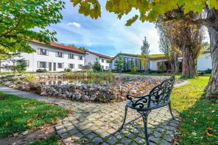 Wolkendorf Bio Hotel & Spa Отели в г. Рышнов