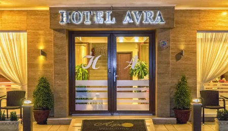 Hotel Avra Отели рядом с достопримечательностью «Perea Beach»