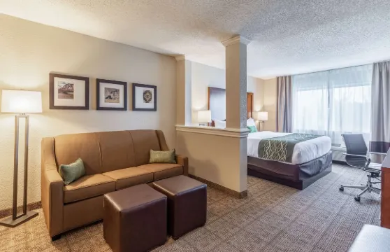 南塔爾薩-伍德蘭希爾斯舒適酒店