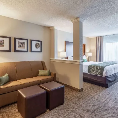 Comfort Inn South Tulsa - Woodland Hills