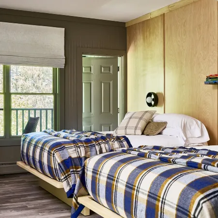Bluebird Cady Hill Lodge
