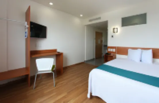 One Guadalajara Periferico Poniente